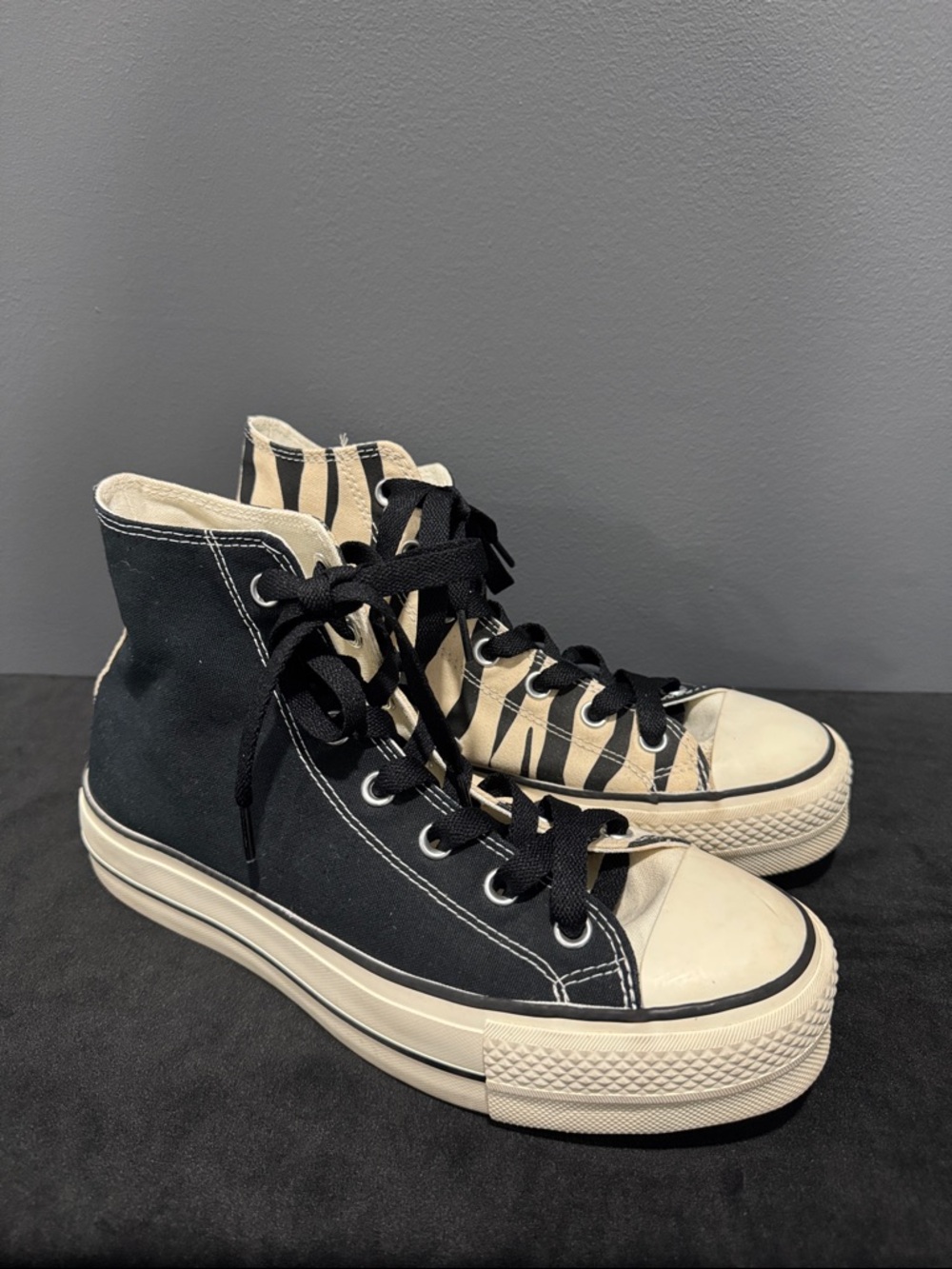 Double-sided Converse Chuck Taylor Platform Half/Half Design Shoes Women’s 10